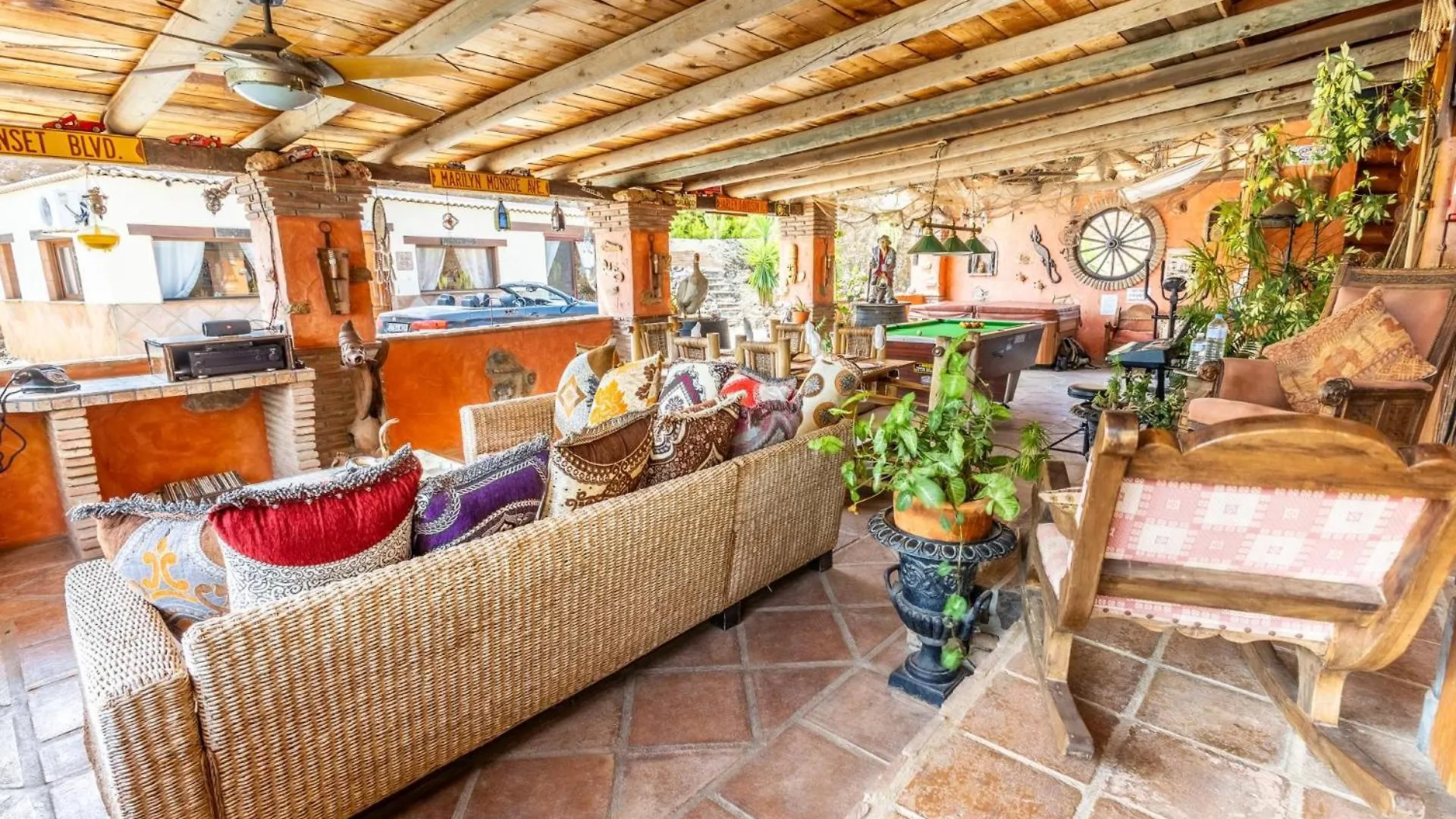 Luxurious Private Cabin Pool Hottub & Fireplace Málaga Vakantiehuis